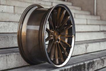 LC–P12 10,5x22 ET40 5x112 66,56 Brusched Bronze - SS LIP