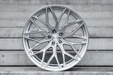 LC–P14 10x20 ET28 5x112 66,56 Machined Silver