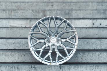 LC-P2 9,5x19 5x112 ET45 66,6 Machined Silver