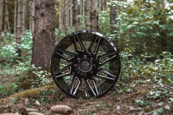 La Chanti Offraod LC-OF 13 12x20 Gloss Black Milled ET -44 5x127/139,7 78,1