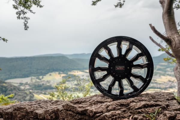 La Chanti Offraod LC-OF 7 10x20 Gloss Black Milled ET -25 5x127/139,7 78,1