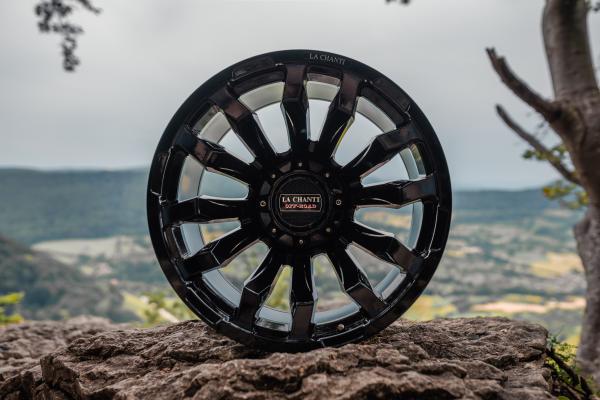 La Chanti Offraod LC-OF 7 9x20 Gloss Black ET 20 6x135 93,1